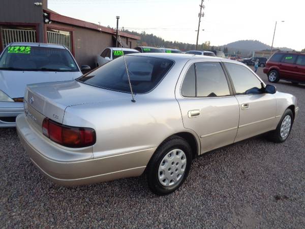 1996 TOYOTA CAMRY LE FWD GAS SAVER GREAT BEGINNER CAR FULL PRICE for sale in Pinetop, AZ – photo 4
