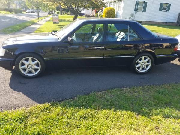 *** 1994 MERCEDES E420 *** - cars & trucks - by owner - vehicle... for sale in Watchung, NJ
