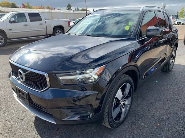 2019 Volvo XC40 All Wheel Drive T5 AWD Momentum SUV - cars & trucks... for sale in Corvallis, OR – photo 2