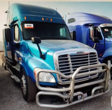 2013 FREIGHTLINER Cascadia,DD15, PX125064ST Sleeper Semi Truck... for sale in Columbus, OH – photo 9