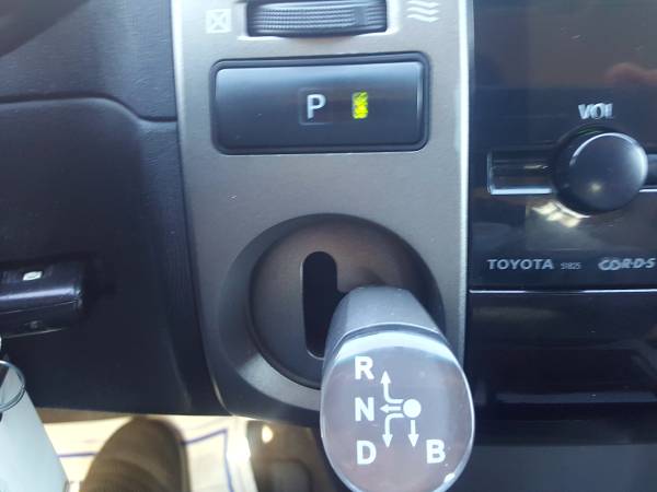 2006 Toyota Prius-Hybrid-1yr Warranty Hybrid Battery, Nav & Camera! for sale in Burnsville, MN – photo 18