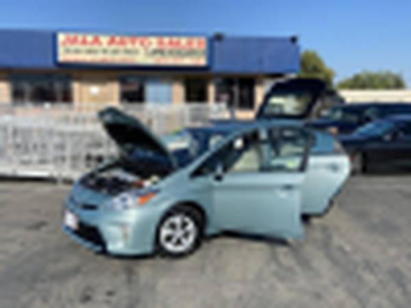 2015 Toyota Prius **all power***one owner**LOW MILES*** BAD CREDIT -... for sale in Sacramento , CA – photo 11