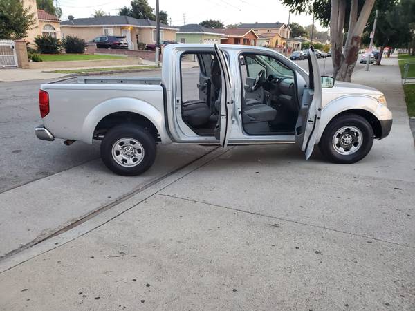 2011 Nissan Frontier 92k - cars & trucks - by owner - vehicle... for sale in Carson, CA – photo 16