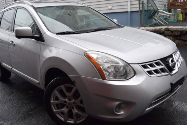 *2013* *Nissan* *Rogue* *SV w/SL Package AWD 4dr Crossover* - cars &... for sale in Paterson, CT – photo 4