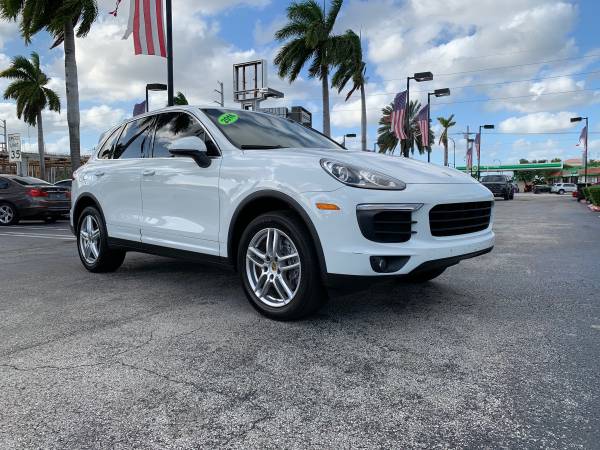 2016 PORSCHE CAYENNE EXCELLENT CONDITION CALL - cars & trucks - by... for sale in Hallandale, FL – photo 2