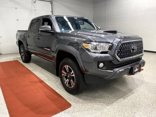 2018 Toyota Tacoma 4x4 4WD Truck SR Double Cab 5 Bed V6 AT (Natl) for sale in Eden Prairie, MN – photo 6
