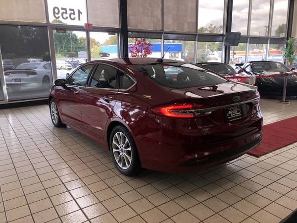 2017 Ford Fusion SE for sale in Cuyahoga Falls, OH – photo 4