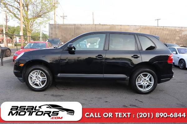 Black 2010 Porsche Cayenne TRIM 85, 672 miles - North Jersey - cars for sale in East Rutherford, NJ – photo 5