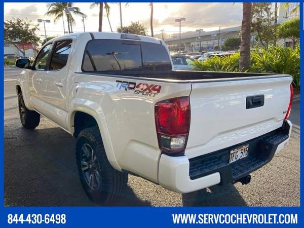 2017 Toyota Tacoma - ABSOLUTELY CLEAN CAR - - by for sale in Waipahu, HI – photo 8