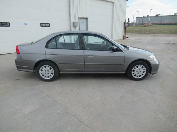2005 Honda Civic - cars & trucks - by dealer - vehicle automotive sale for sale in Lincoln, NE – photo 2