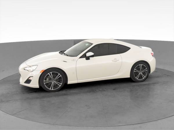 2015 Scion FRS Coupe 2D coupe White - FINANCE ONLINE - cars & trucks... for sale in Arlington, District Of Columbia – photo 4
