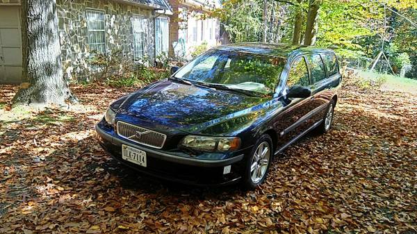 Volvo 2003 V70 Turbo - cars & trucks - by owner - vehicle automotive... for sale in Leesburg, District Of Columbia – photo 2