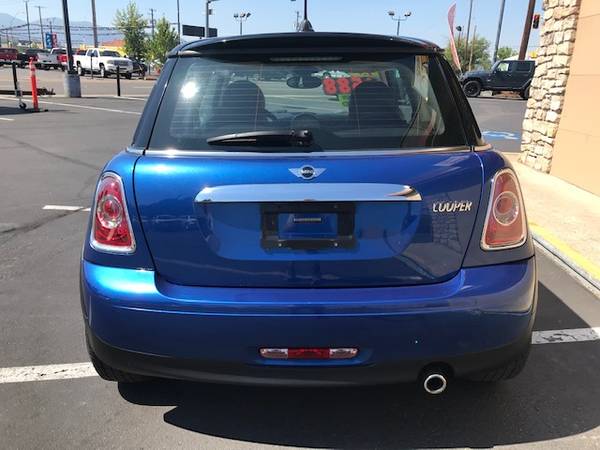 2013 MINI COOPER HATCHBACK 6 SPEED 76K LOADED. - cars & trucks - by... for sale in Medford, OR – photo 8