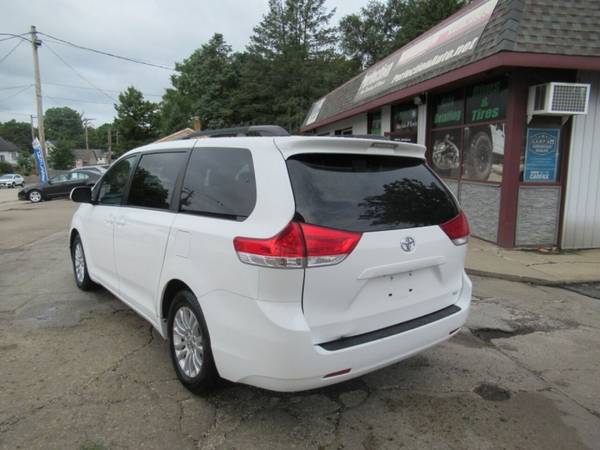 2012 Toyota Sienna Limited 7 Passenger 4dr Mini Van - cars & trucks... for sale in Bloomington, IL – photo 2