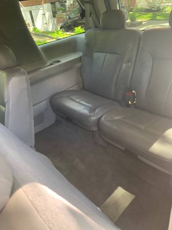 2004 chevy trailblazer 3 rows excellent condition for sale in Bronx, NY – photo 8