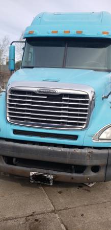 freightliner columbia for sale in Seattle, WA – photo 4