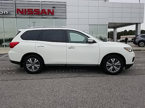 2018 Nissan Pathfinder SV - - by dealer - vehicle for sale in Clanton, AL – photo 5