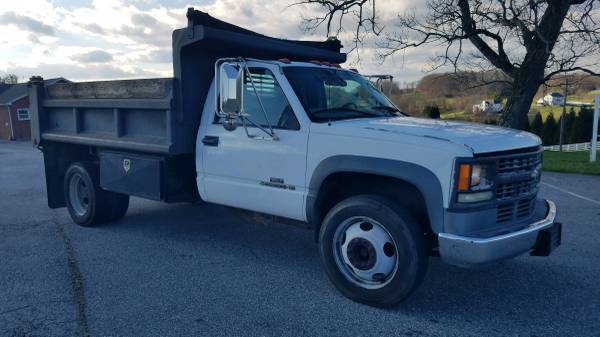 2001 Chevrolet 3500 HD Dump Truck - cars & trucks - by owner -... for sale in Woodbine, WV – photo 2