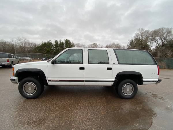 1992 Chevrolet Suburban 2500 4x4 🌊CALIFORNIA TRUCK!🌊 - cars & trucks... for sale in Lakeland, MN – photo 8