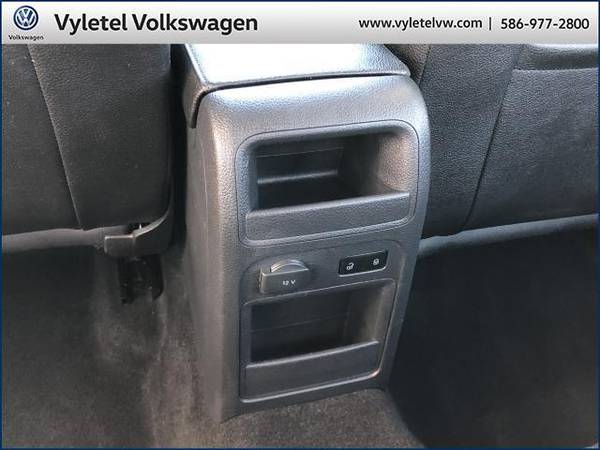 2011 Volkswagen Jetta Sedan sedan 4dr Manual TDI w/Nav - Volkswagen... for sale in Sterling Heights, MI – photo 12