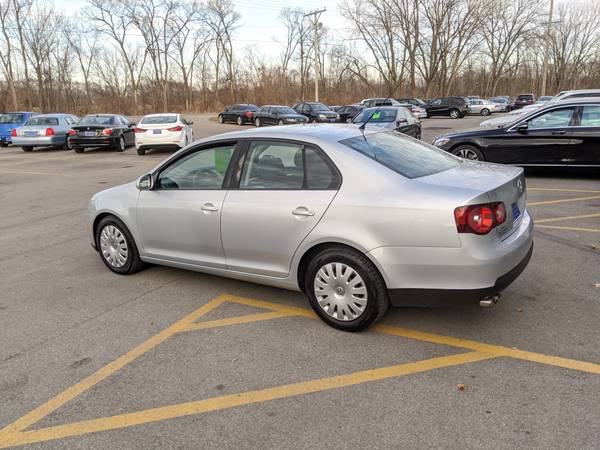 2008 Vw Jetta - cars & trucks - by dealer - vehicle automotive sale for sale in Evansdale, IA – photo 8