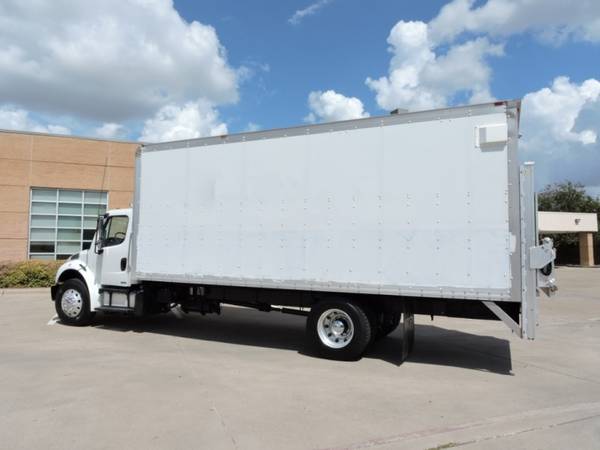 2011 FREIGHTLINER M2 22 FOOT BOX TRUCK with for sale in Grand Prairie, TX – photo 11