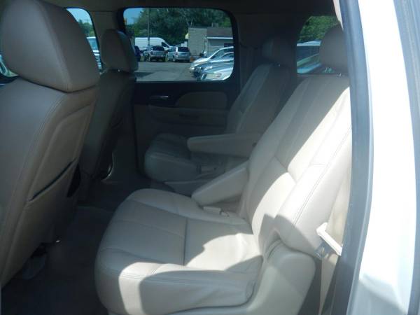2008 Chevrolet Suburban 4WD 4dr 1500 LTZ - Super Savings!! for sale in Oakdale, MN – photo 16