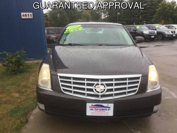 2008 Cadillac DTS 4dr Sdn WE GUARANTEE CREDIT APPROVAL! - cars &... for sale in Des Moines, IA – photo 11