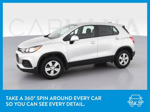 2017 Chevy Chevrolet Trax LS Sport Utility 4D hatchback Silver for sale in Grand Rapids, MI – photo 3