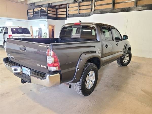 2014 Toyota Tacoma 4WD - - by dealer - vehicle for sale in Sioux Falls, SD – photo 3