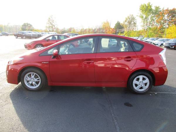 2011 Toyota Prius Hybrid - cars & trucks - by dealer - vehicle... for sale in Fort Wayne, IN – photo 5