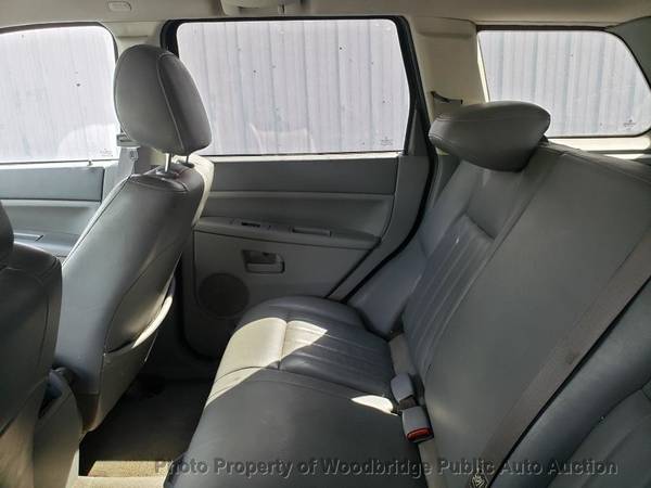 2007 Jeep Grand Cherokee 4WD 4dr Laredo Silver for sale in Woodbridge, District Of Columbia – photo 11