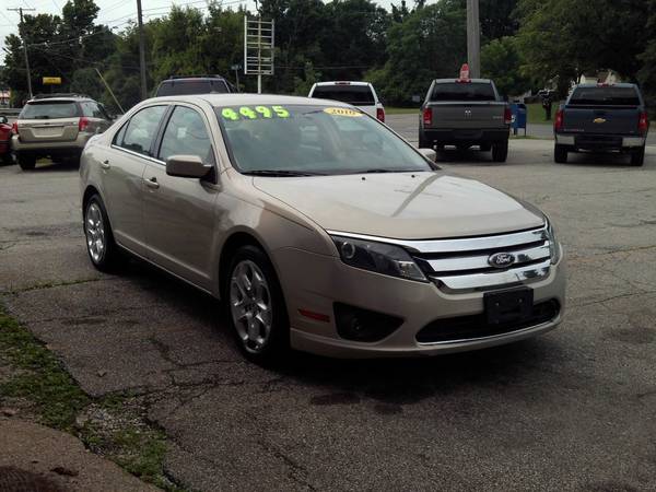 2010 Ford Fusion SE FWD - cars & trucks - by dealer - vehicle... for sale in Mansfield, OH – photo 3