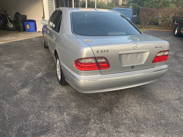 2001 mersedes Benz e320 4matic for sale in Gaithersburg, District Of Columbia