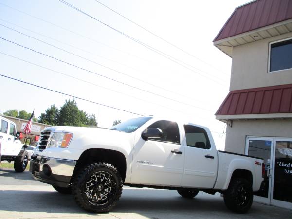 LIFTED 2013 GMC SIERRA 1500 4X4 CREWCAB NEW 33X12.50'S *124,343 MILE$* for sale in KERNERSVILLE, NC – photo 7