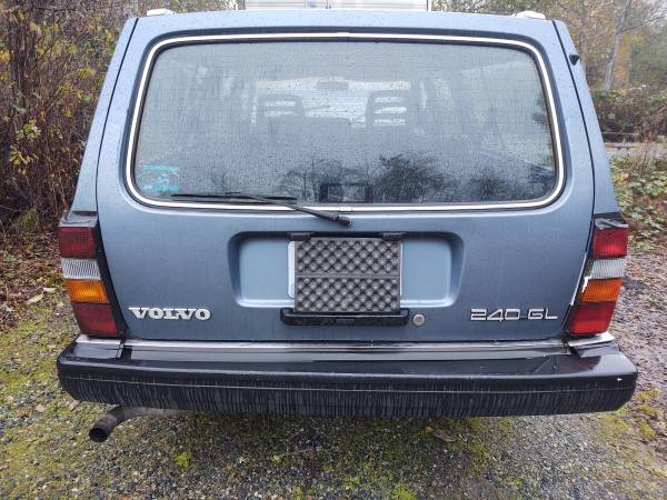 Volvo Wagon 240 GL - cars & trucks - by owner - vehicle automotive... for sale in Edmonds, WA – photo 3