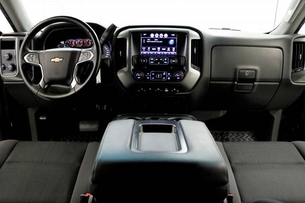 SLEEK Black SILVERADO 2017 Chevrolet LT 4WD 4X4 Z71 All Star Crew for sale in clinton, OK – photo 5
