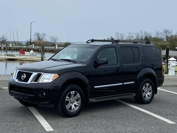 2011 NISSAN PATHFINDER 140K MILES! - - by dealer for sale in Copiague, NY – photo 4