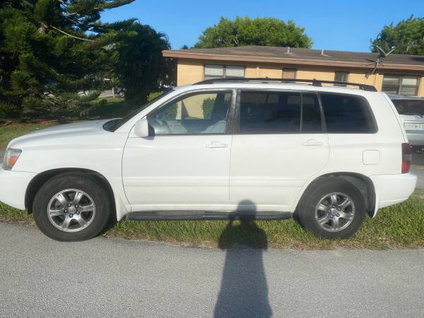 2006 toyota highlander limited 43k miles new painting youtube video for sale in Miami, FL – photo 2