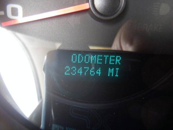 2012 Chevrolet Silverado 2500HD LT - - by dealer for sale in Des Moines, IA – photo 8