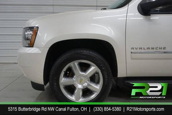 2011 Chevrolet Chevy Avalanche LTZ 4WD Your TRUCK Headquarters! We for sale in Canal Fulton, OH – photo 6