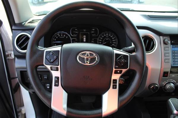 2018 Toyota Tundra SR5 5.7L V8 w/FFV for sale in Belle Plaine, MN – photo 17