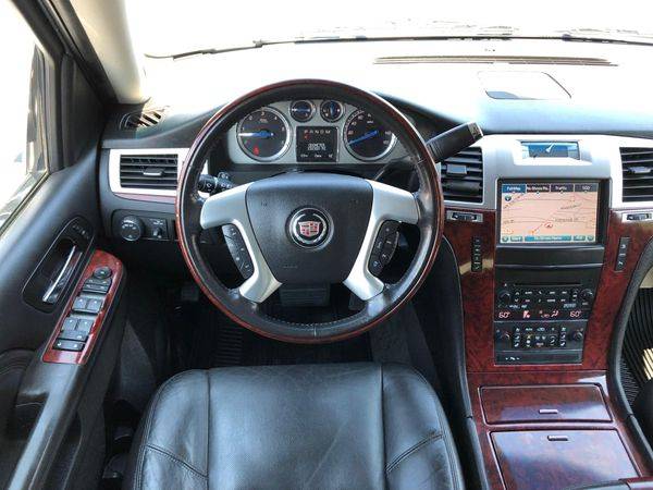 2011 CADILLAC ESCALADE ESV LUXURY for sale in Raleigh, NC – photo 23