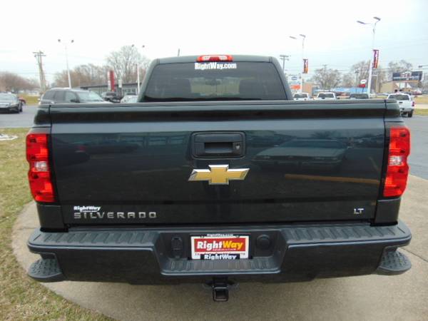 2017 Chevrolet Chevy Silverado 1500 - - by dealer for sale in Elkhart, IN – photo 15