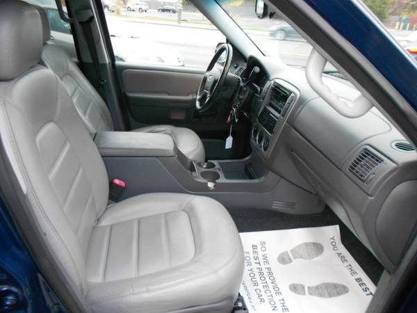2005 FORD EXPLORER XLT 51,000 MILES!! MUST SEE!! 4X4!! WE FINANCE!!... for sale in Farmingdale, NY – photo 14