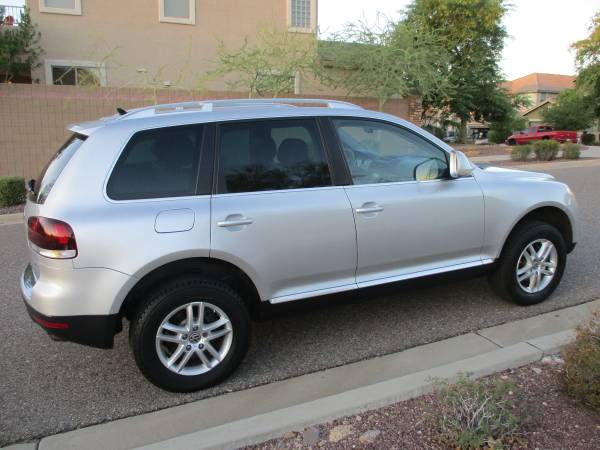 2010 VOLKSWAGEN TOUAREG SUV ** LOW MILES ** 4WD for sale in Phoenix, AZ – photo 2