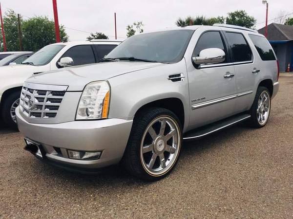 2010 Cadillac Escalade - - by dealer - vehicle for sale in McAllen, TX – photo 2