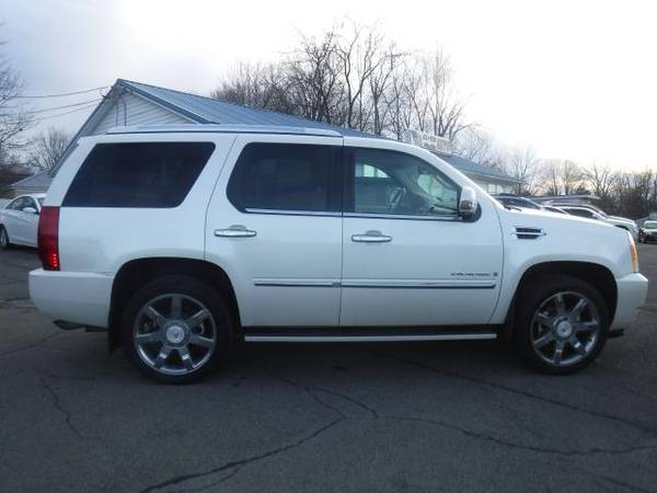 2007 Cadillac Escalade AWD 4dr - cars & trucks - by dealer - vehicle... for sale in Vestal, NY – photo 7