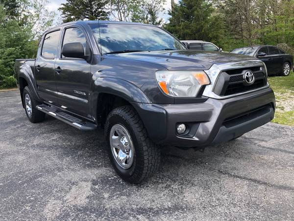 2012 Toyota Tacoma Crew V6 No rust - - by dealer for sale in Knoxville, TN – photo 3