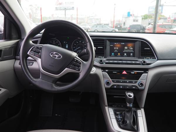 2018 Hyundai Elantra Limited - - by dealer - vehicle for sale in Long Island City, NY – photo 19